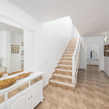 וילה Dulce Tías